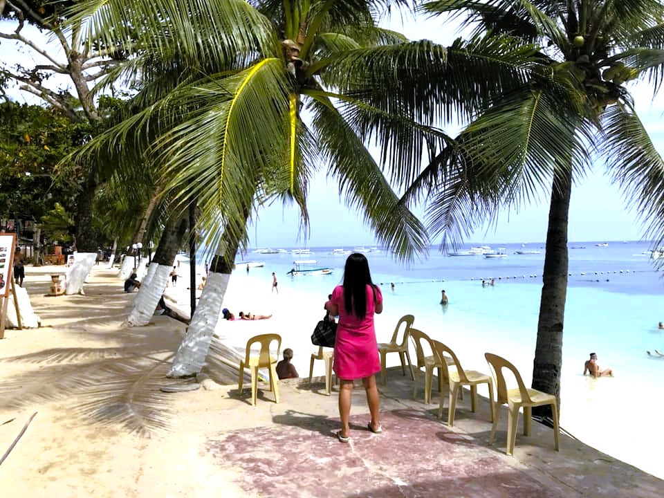Bohol beach and tropical resort atmosphere