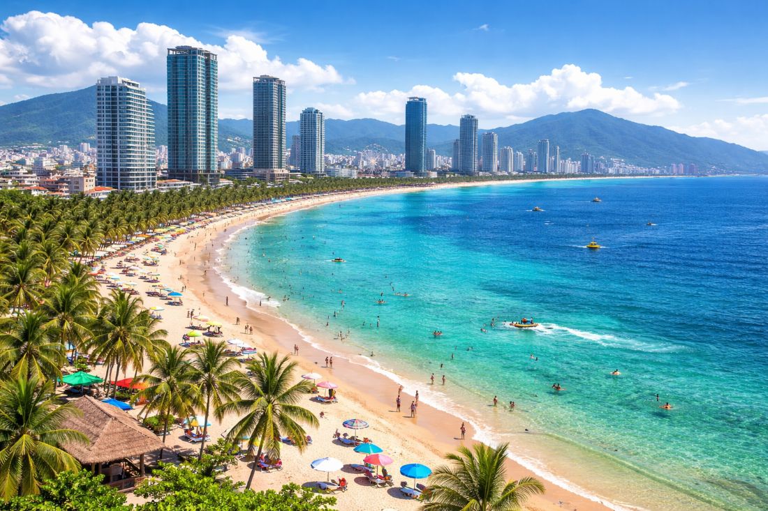 Da Nang beach with soft sand and sea view