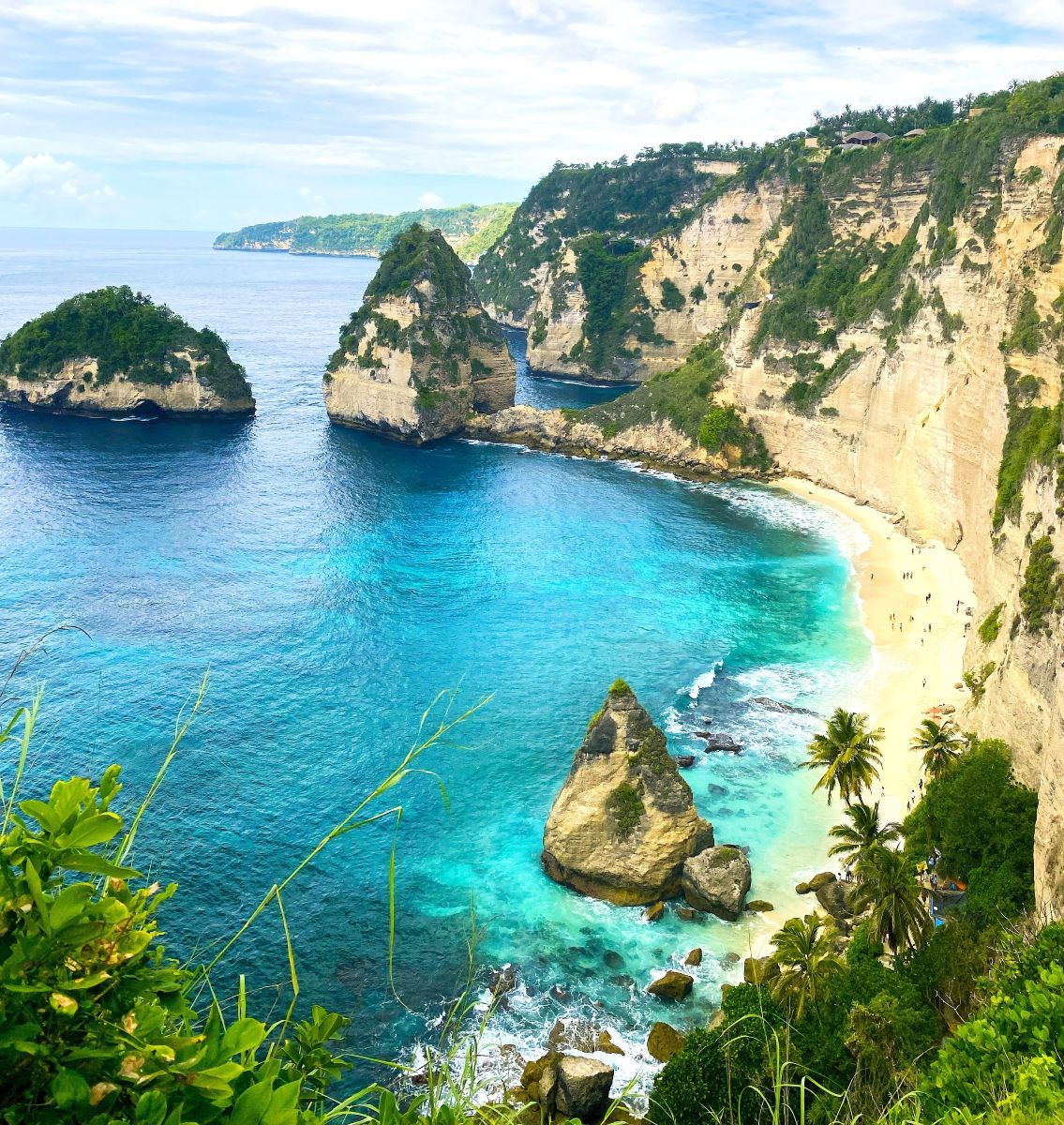 Dramatic cliffs on Nusa Penida above turquoise ocean