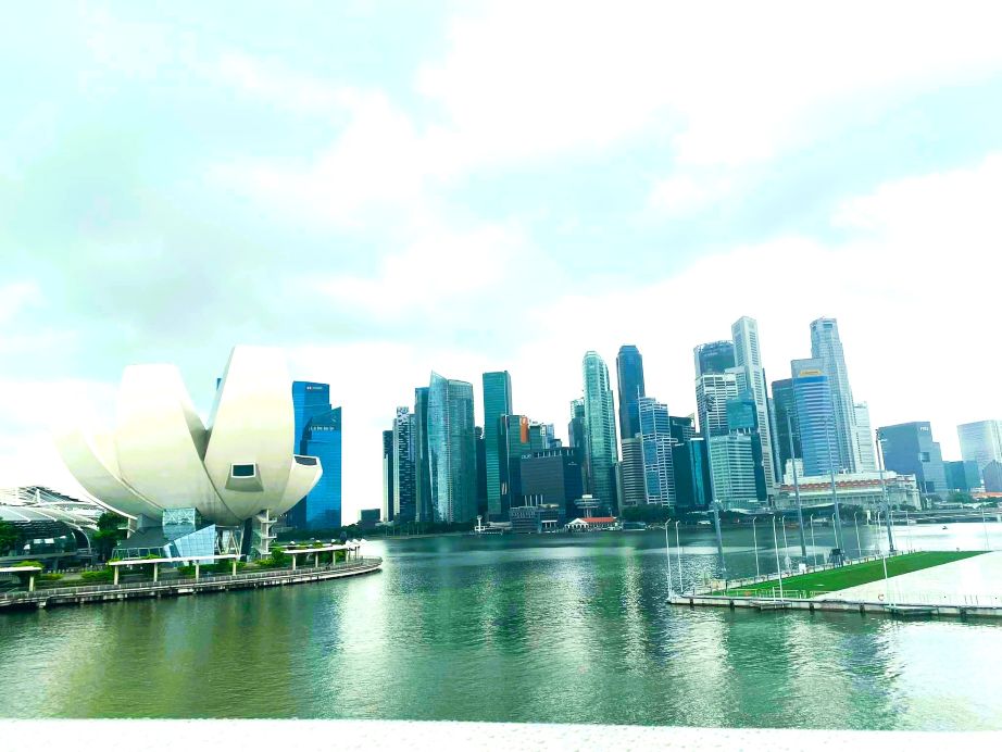 Singapore skyline with Marina Bay city views